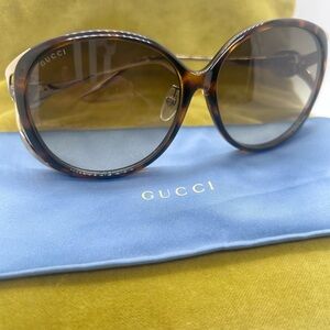 Gucci Women's Tortoise Shell Sunglasses